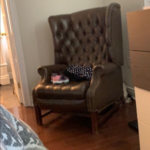 Meet your Posher, Tom